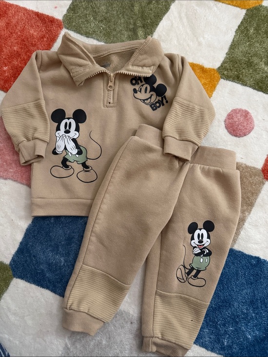 Disney Other - Disney Kids Beige Mickey Mouse Matching Set